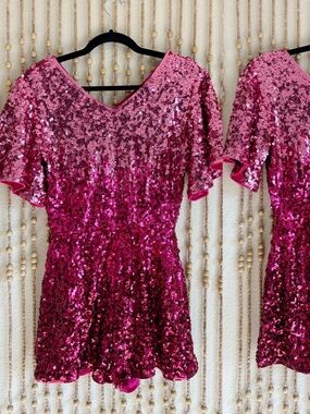 NWOT Bright Pink Sequin Dopamine Dressing Concert Festival Stretchy Romper Sm